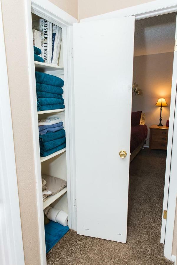 Mountain Song Apartment Colorado Springs Exterior photo