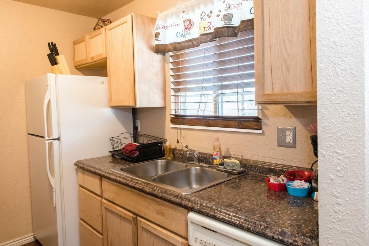 Mountain Song Apartment Colorado Springs Exterior photo